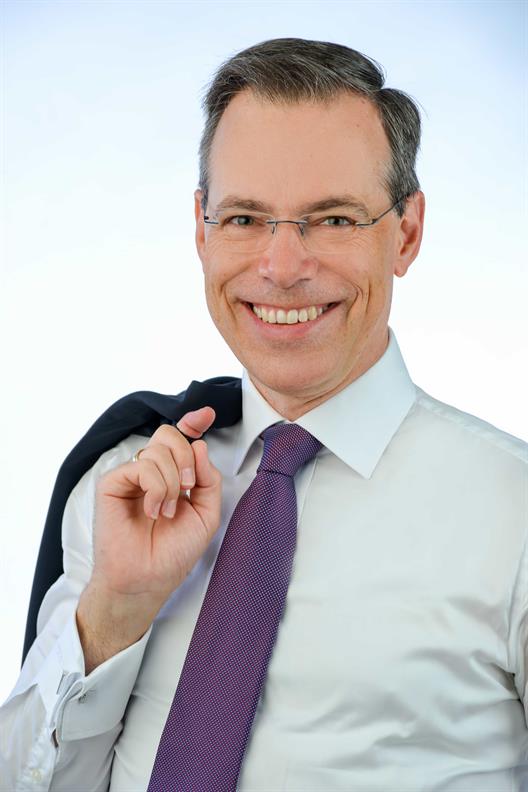 Portrait Professor Dr. Marcus Albrecht